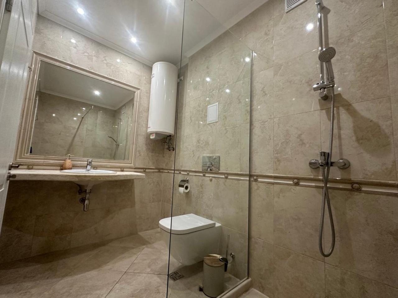 Central Luxury Antique Apartment Варна Екстериор снимка