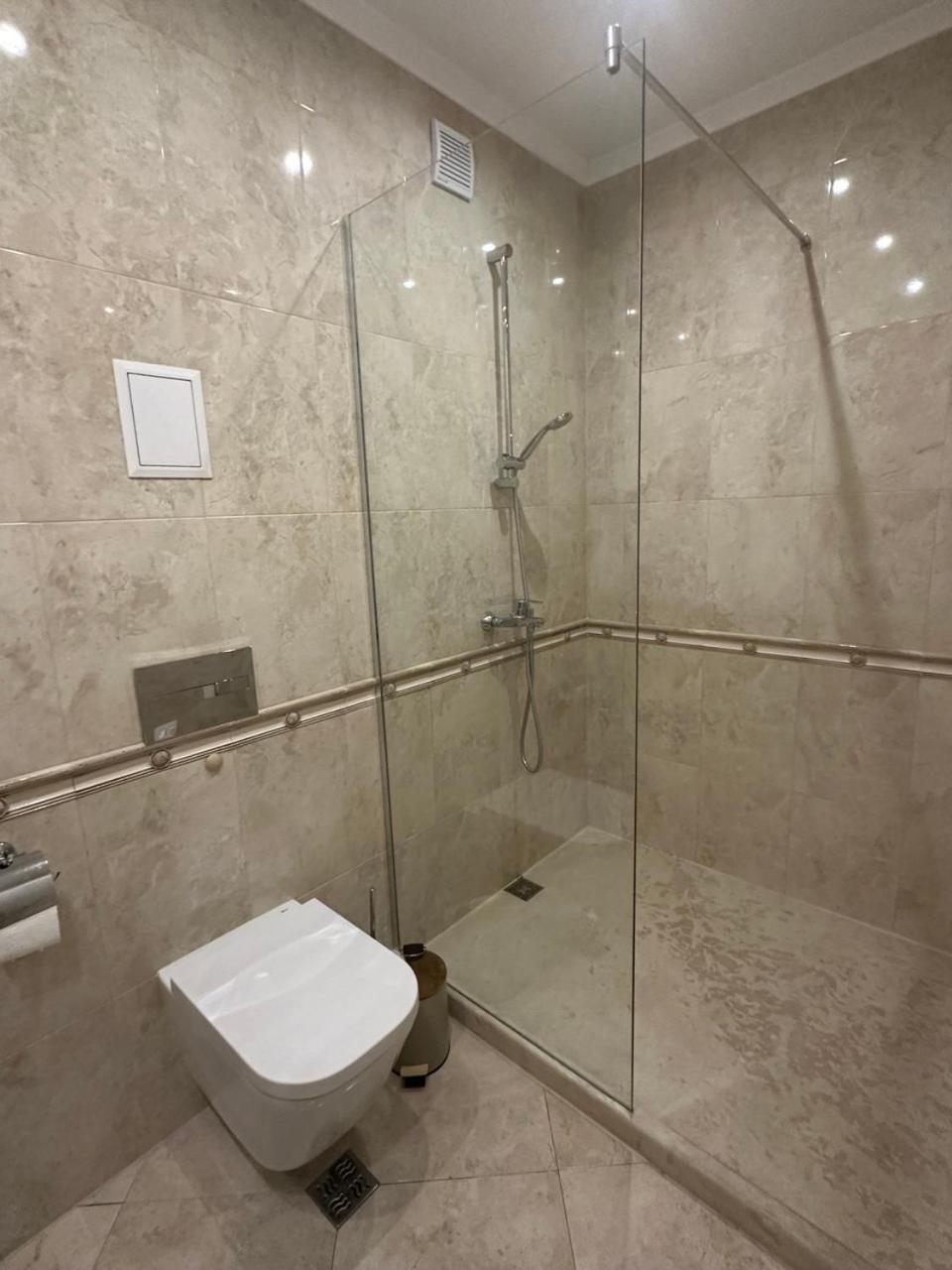 Central Luxury Antique Apartment Варна Екстериор снимка
